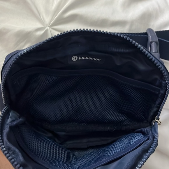 lululemon athletica Blue Bag - Picture 3 of 4